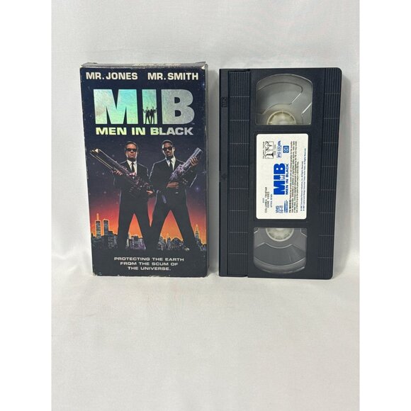 Men In Black VHS 1997 Will Smith, Tommy Lee Jones Sci Fi Film Holographic Cover - Picture 6 of 10